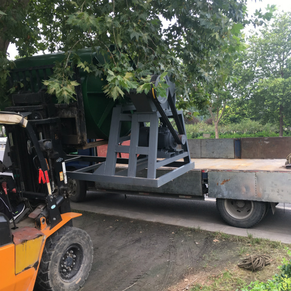 陶瓷球磨機11.jpg 陶瓷球磨機11.jpg