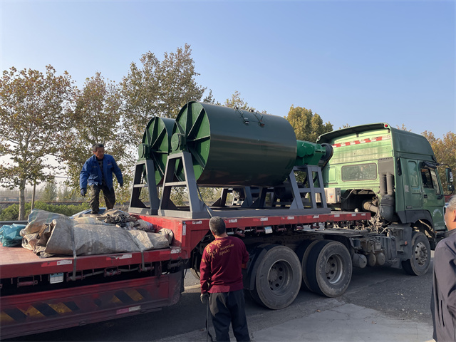 陶瓷球磨機005.jpg 陶瓷球磨機005.jpg